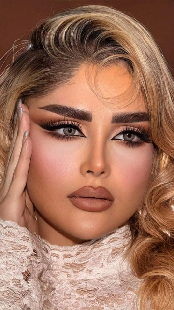 میکاپ عروس در محدوده اسلامشهر واوان در سالن زیبایی پریسا مغانلو